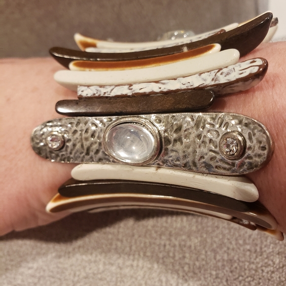 Bracelet - Picture 2 of 2